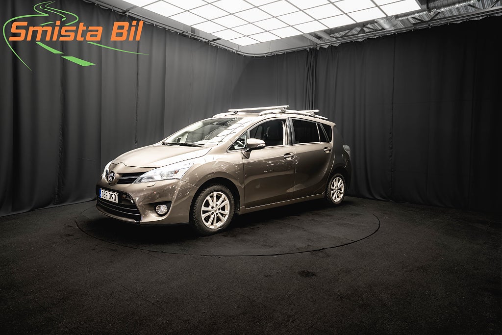 Toyota Verso Active Plus 7-sits DRAG KAMERA NAVI M-VÄRMARE 147hk