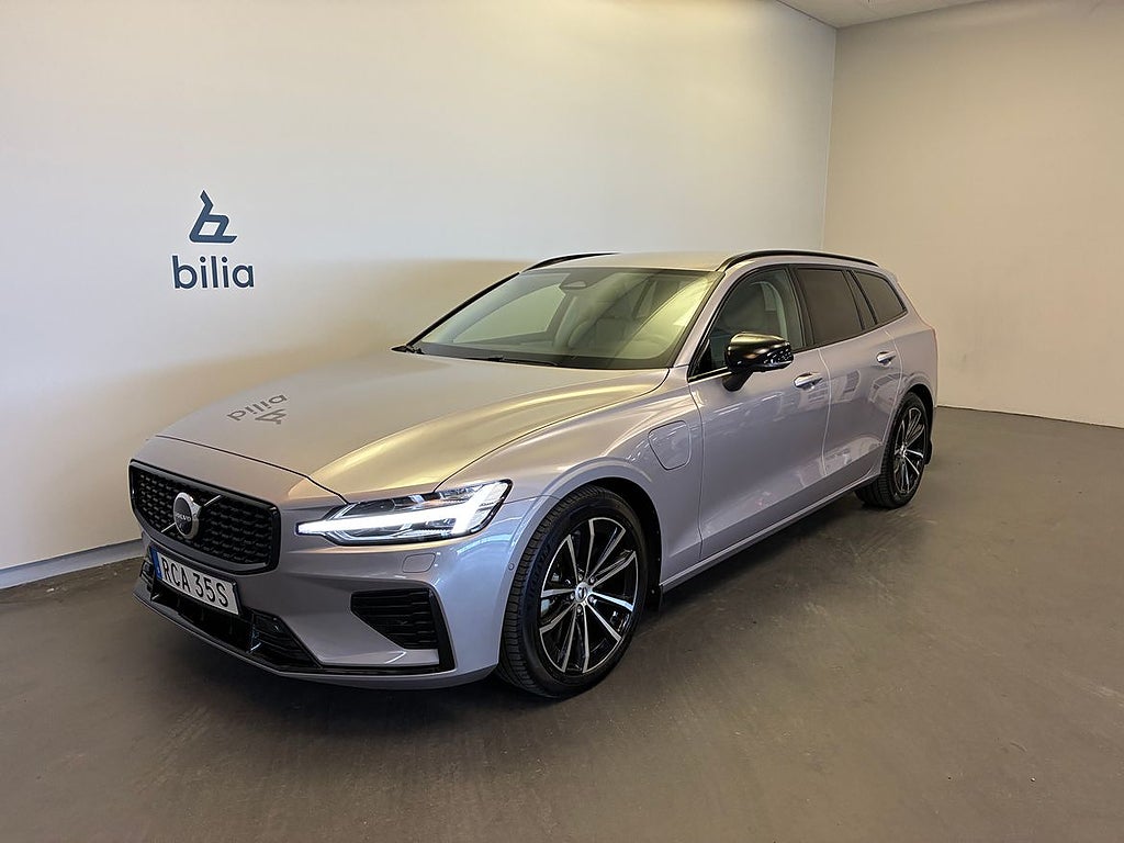 Volvo V60 T6 Plus Dark Nordic Edition / Dragkrok / Keyles...