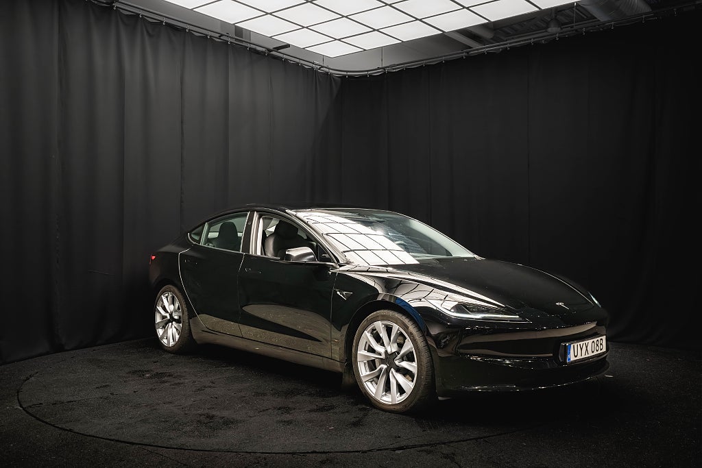 Tesla Model 3 Long Range AWD PANO VENTILERADE KAMERA MOMS 1-ÄGARE