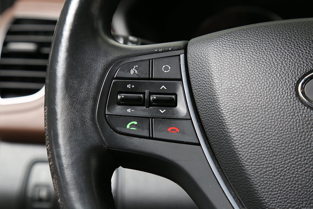 Hyundai i20 1,4 101hk Premium Automat P-sensor 2016