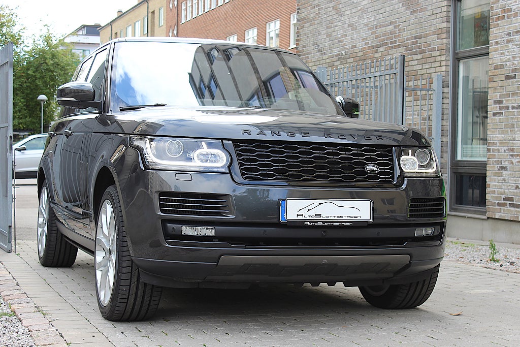 Land Rover Range Rover 4.4 SDV8 Vogue Eu6 Black Pack / Moms / Pano / Massage