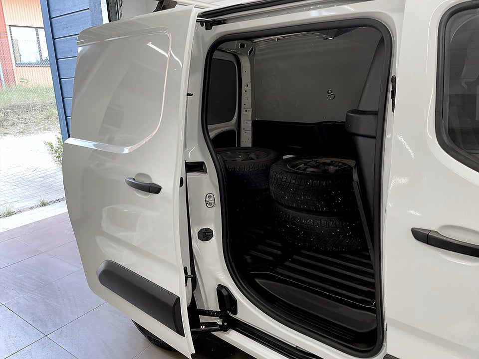 Bild på Citroën Berlingo Bus Premium 1.5 BHDi 130hk Aut L1 B-KAMERA DRAG