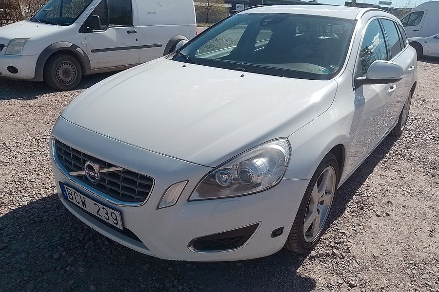Volvo V60 2.0T Momentum Euro 5 6vxl, 955 kr/mån