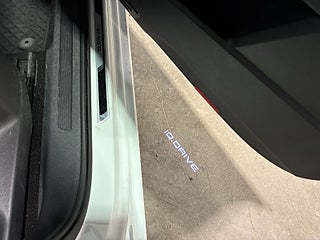 Volkswagen Touran 7-sits 1.0 TSI OPF Drag Kamera Psens S&V-däck ISOFIX