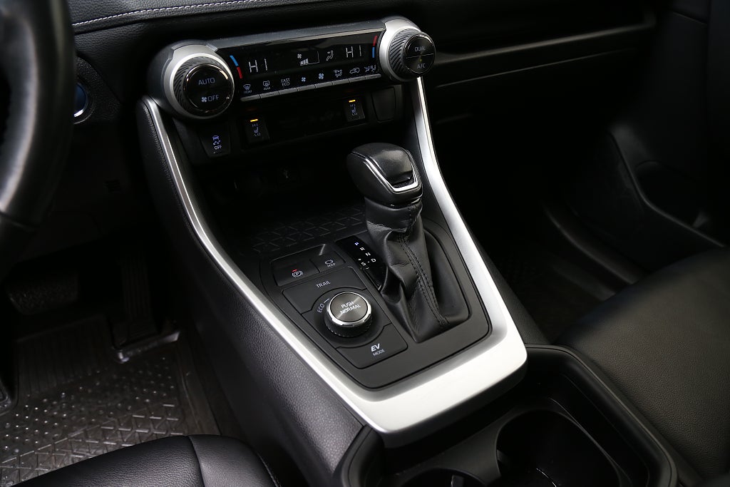 Toyota RAV4 2,5 Hybrid AWD-i E-CVT Executive Aut 2021