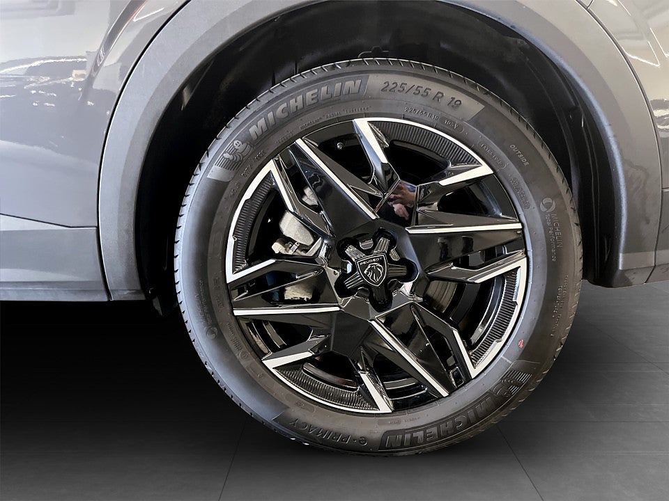 Bild på Peugeot 5008 GT Hybrid 145hk Aut KAMPANJ BRÄNSLE INGÅR