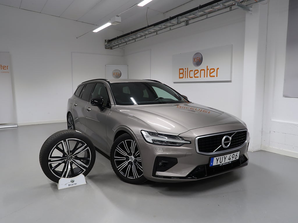 Volvo V60 *JANUARIREA* D3 R-Design V-Däck ingår HUD-Elstol-Kamera-BLIS-Nav