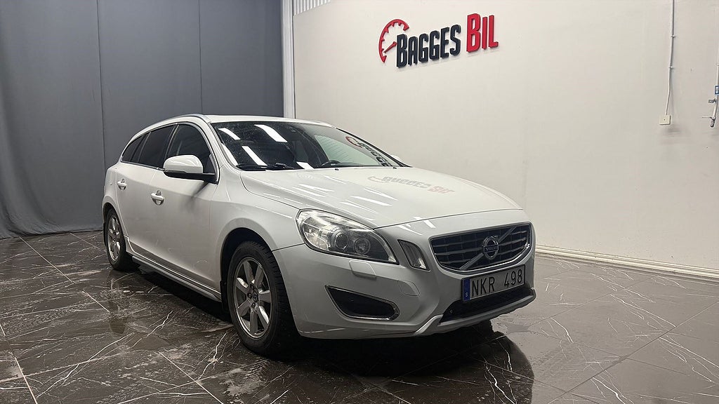 Volvo V60 D5 AWD Geartronic 215hk SUMMUM | Ny servad