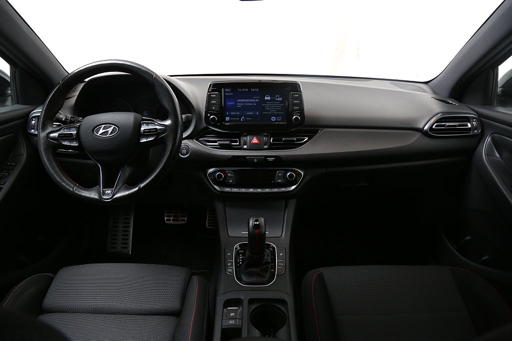 Hyundai i30 1,5 T-GDI MHEV 159hk N-Line Aut Kamera CarPlay Keyless 2021