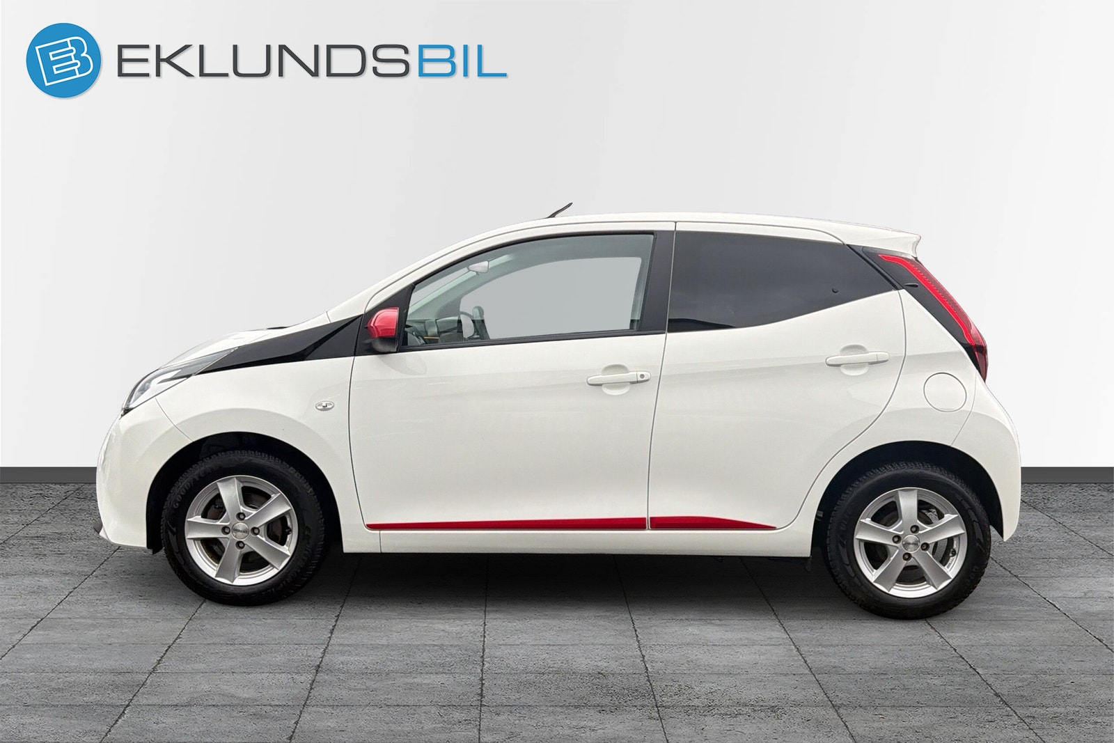 Toyota Aygo 5-dörrar 1.0 VVT-i X-PLAY Backkamera 2019 - miniatyr 8