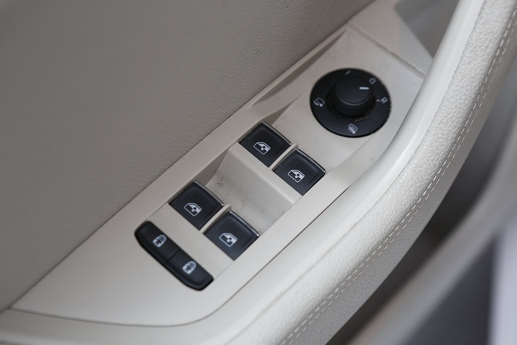 Skoda Superb iV Kombi Plug-in Hybrid Business Edition L&K 2021
