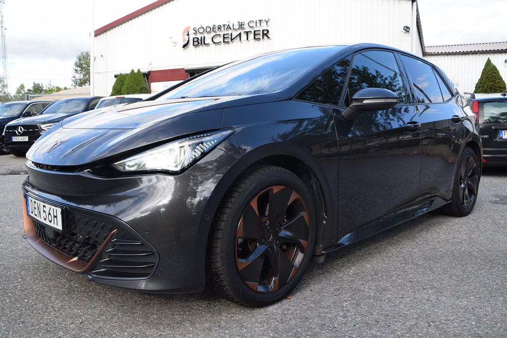 Cupra Born 58 KWh 204hk Navi CarPlay Sensorer Rattvärme 