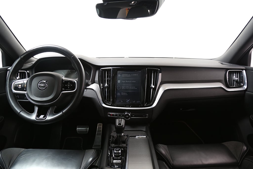 Volvo V60 T5 250hk R-Design Aut 360° Kamera I Head up I Panorama 2019