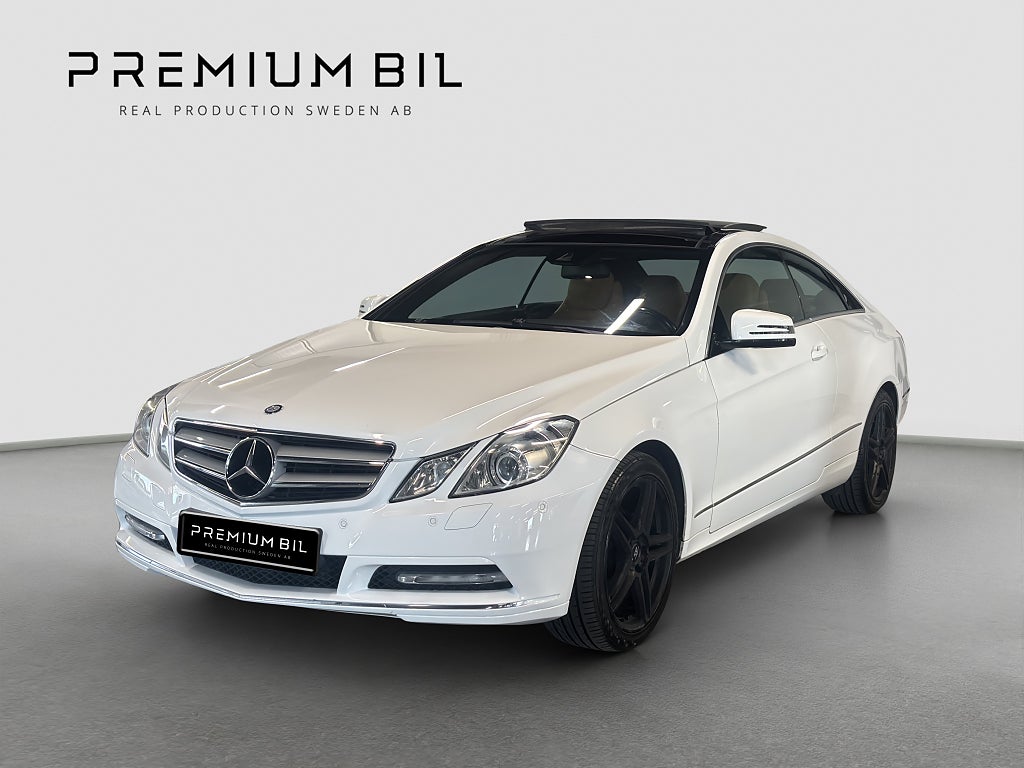 Mercedes-Benz E 250 Coupé BlueEFFICIENCY 7G-Tronic / AMG / PANORAMA