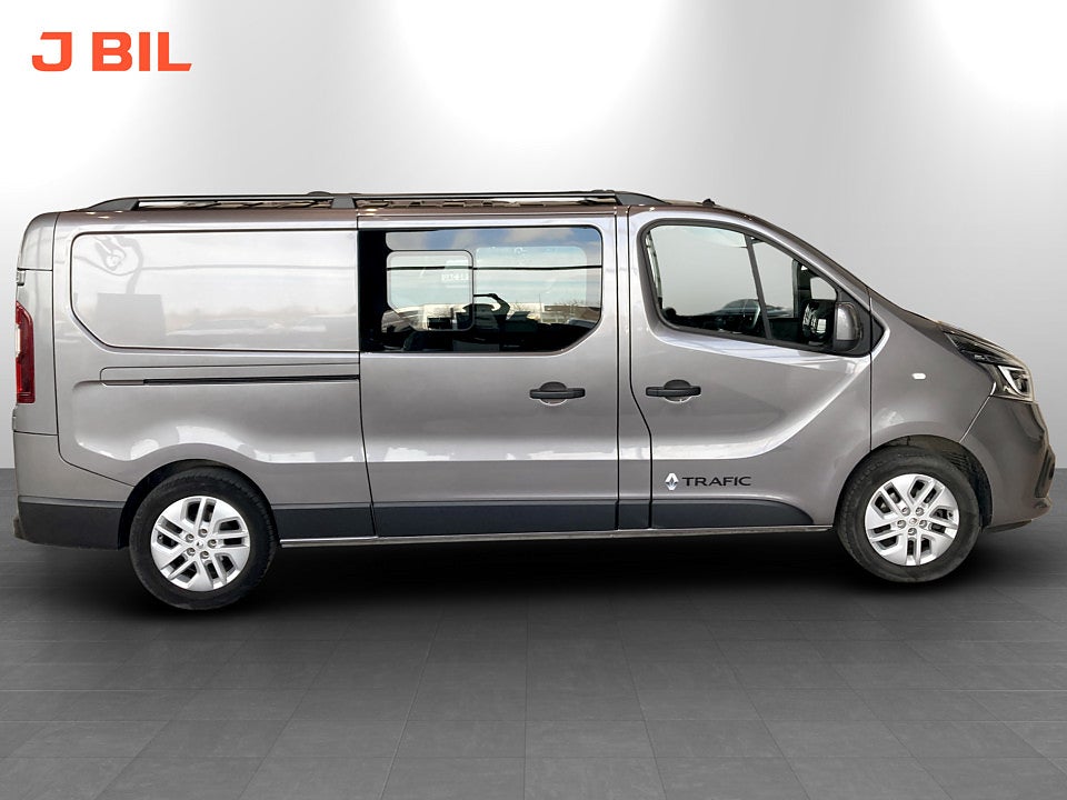 Bild på Renault trafic Crewcab 3.0t 2.0 dCi 170hk Aut 5-SITS B-KAMERA DRAG