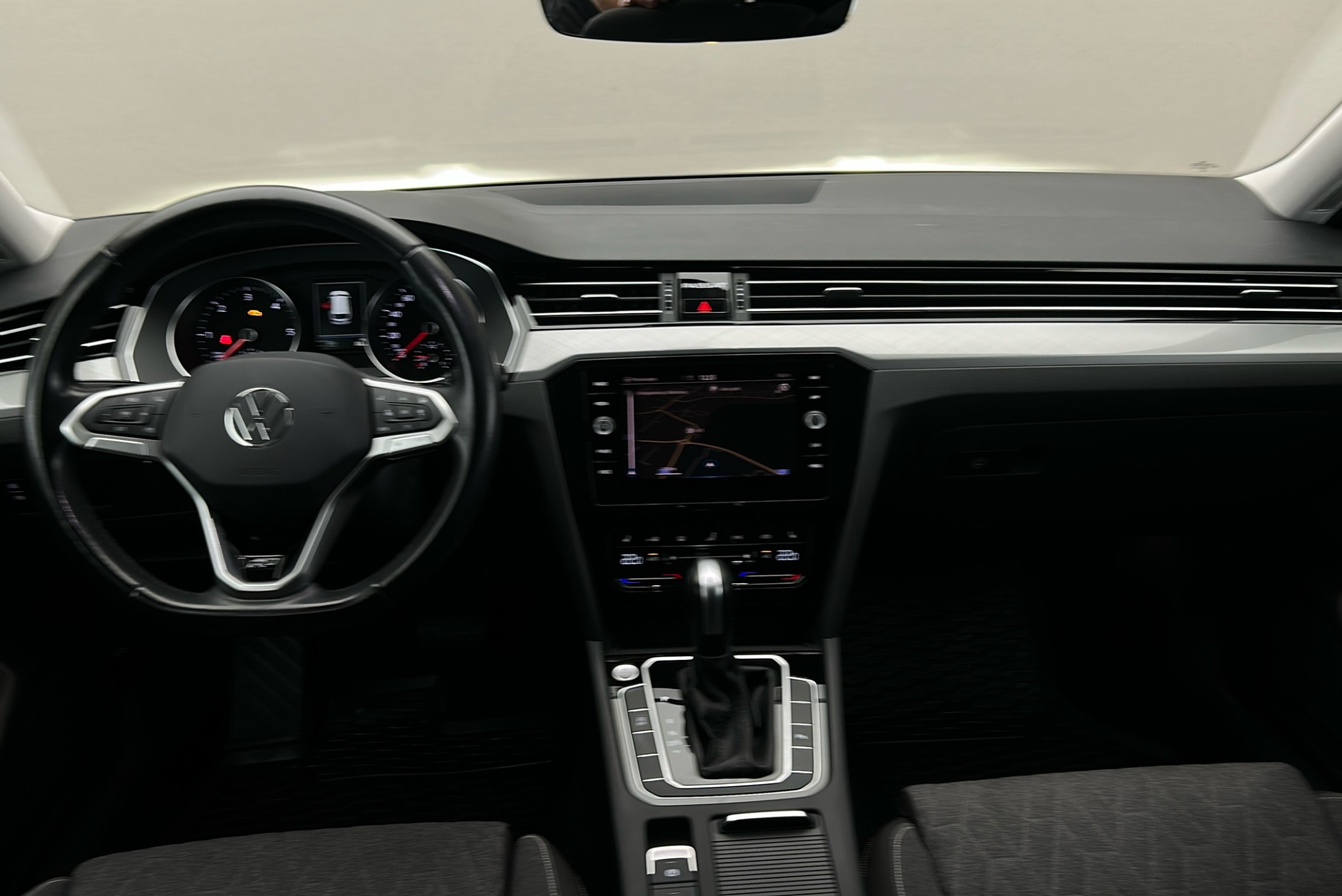 Volkswagen Passat 2023, bild 3/10