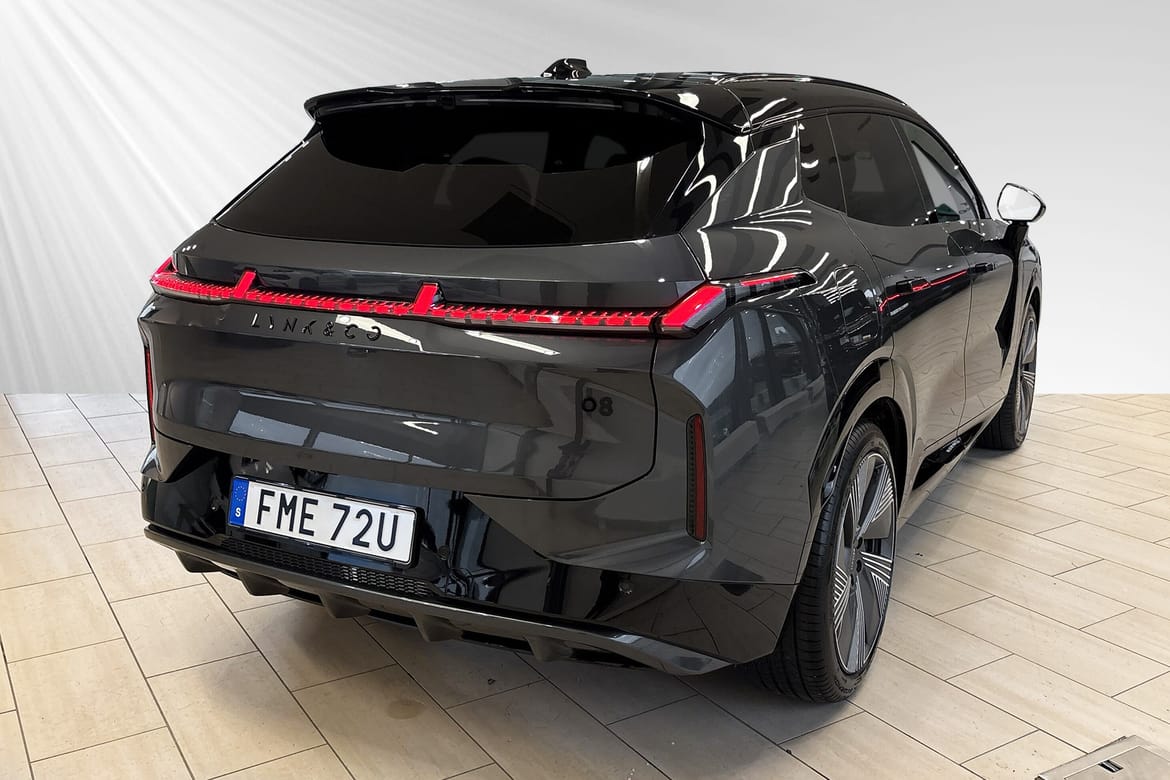 Lynk & Co 08 1.5TD PHEV More 2025, bild 4/10