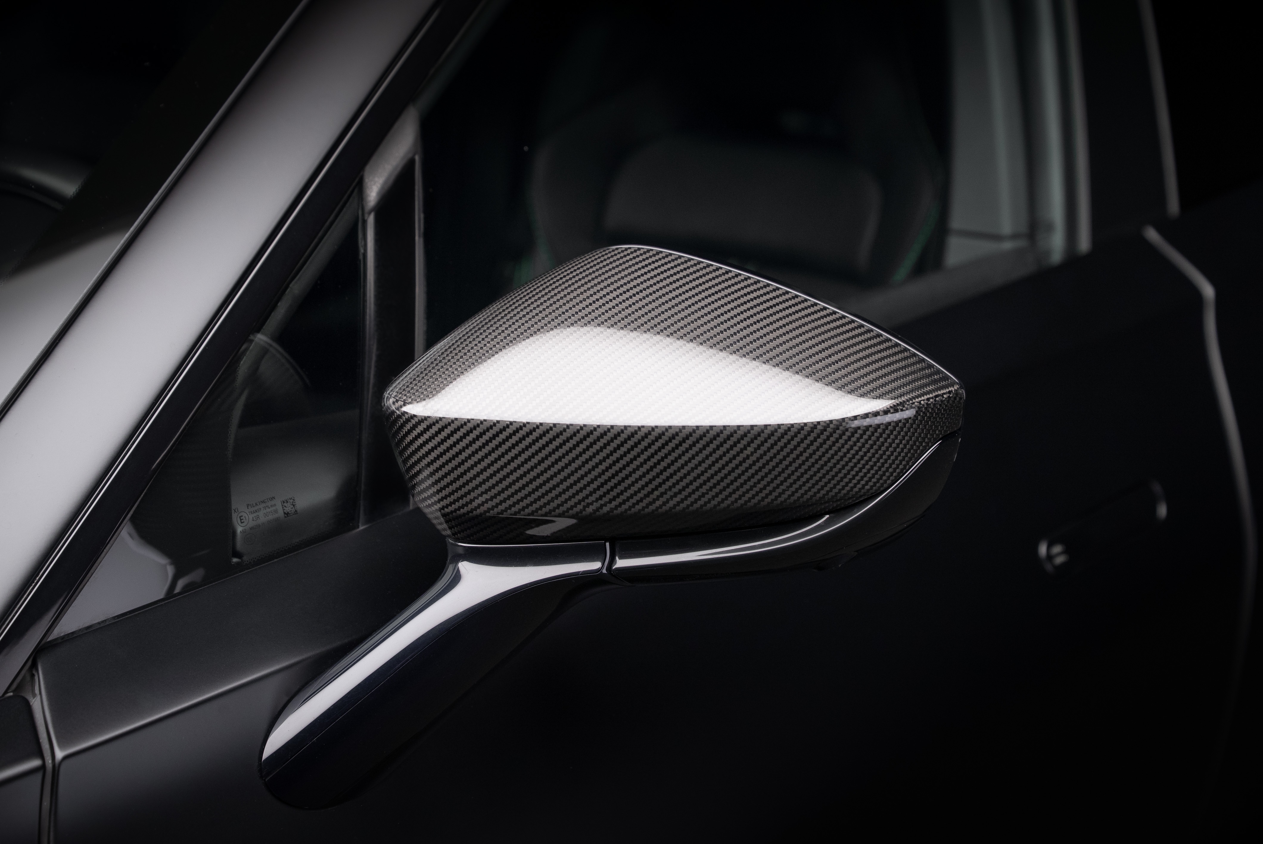 Aston Martin DBX 707 / Carbon Pack 2023, bild 5/10