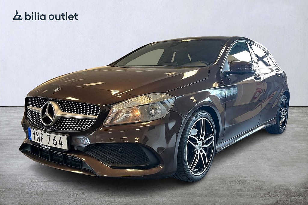 Mercedes-Benz A 180 Manuell AMG Sport 122hk / Backkamera CarPlay 
