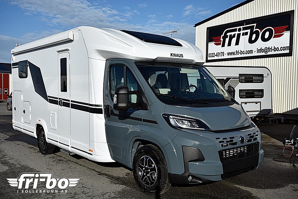 Knaus 700 MEG L!VE WAVE Platinum Selection Långbäddar