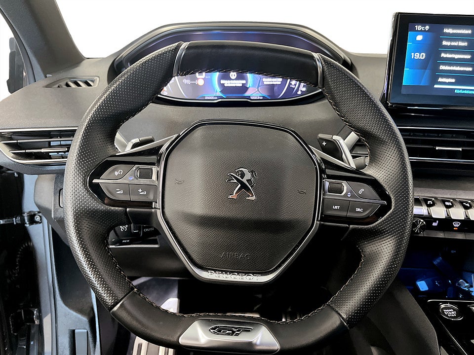 Bild på Peugeot 3008 GT 1.2 PT 130hk Aut B-KAMERA CARPLAY