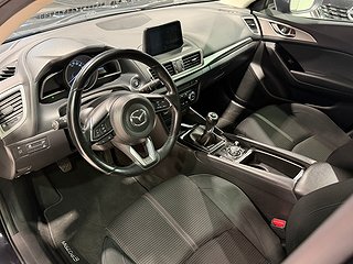 Halvkombi Mazda 3 12 av 21