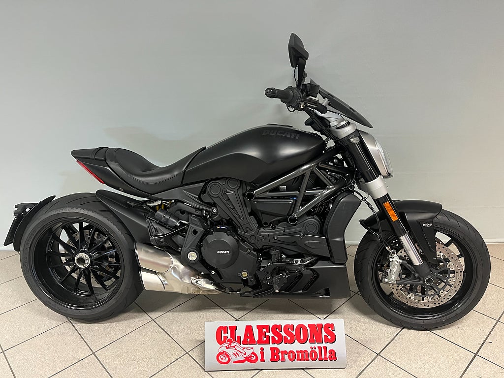 Ducati XDiavel Dark 