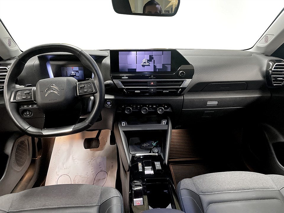 Bild på Citroën C4 X Shine 1.2 PT 130hk Aut - B-KAMERA, RATTVÄRME