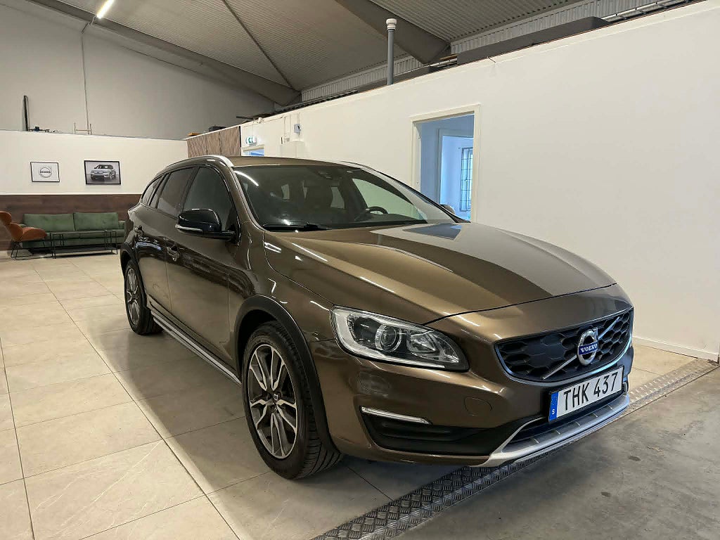 Volvo V60 Cross Country D4 AWD Geartronic Drag Navi Summum Euro 6