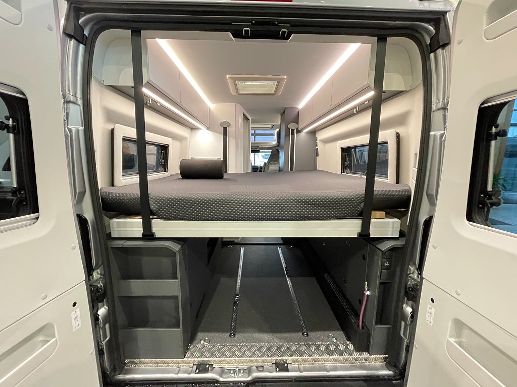 Adria Twin Supreme 640 SGX /ALDE/Automat/Höj & sänkbar säng/ - Adria