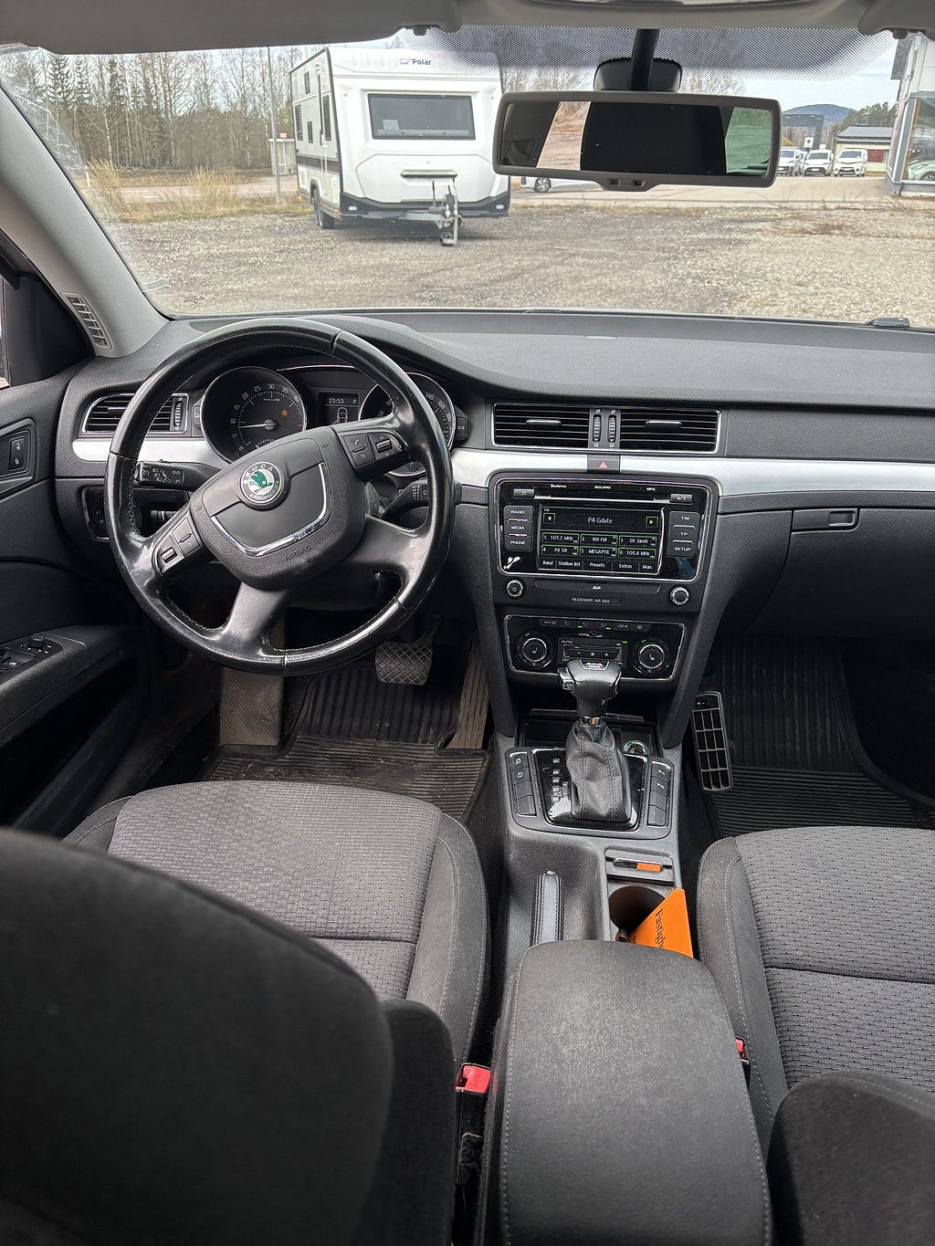 Skoda Superb 2012 - miniatyr 4