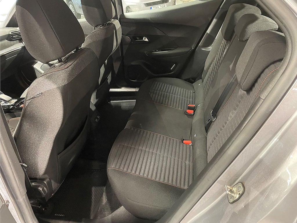 Bild på Peugeot E-2008 Active 50 kWh 136hk Aut - CARPLAY, NAV