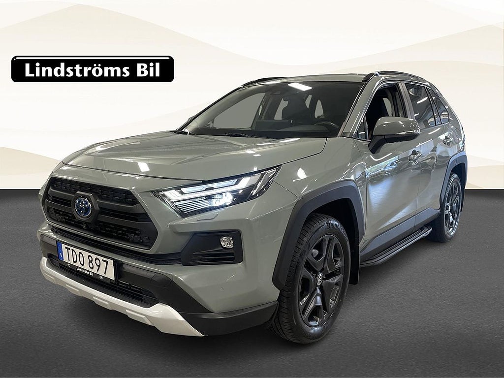 Toyota RAV4 Adventure 2.5 222hk S&V-Hjul Drag