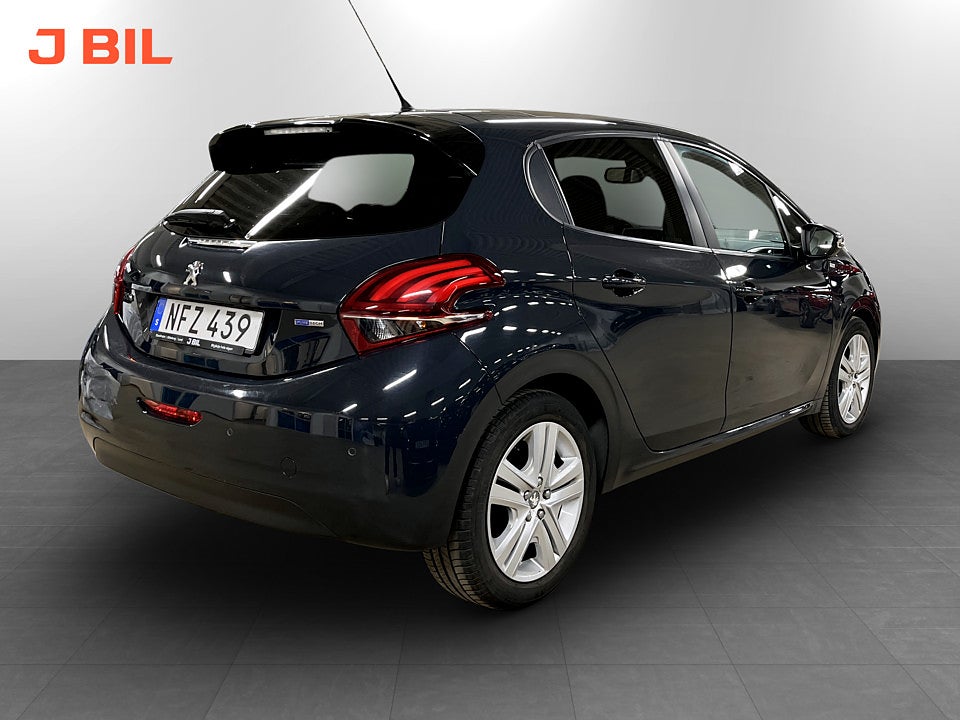 Bild på Peugeot 208 Style 1.2 PT 82hk Aut - PANO, P-SENSORER
