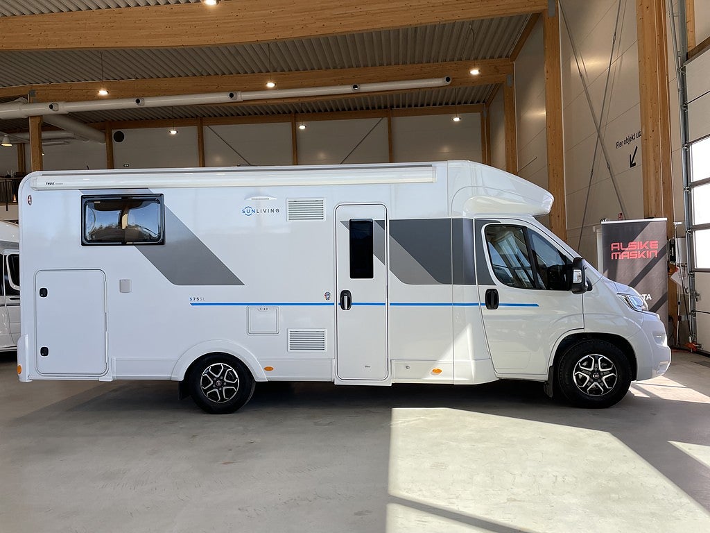 Sun Living S 75 SL /B-körkort/Taksäng /5 bältad/4479kr/mån/Automat9vxl/ - Sun Living