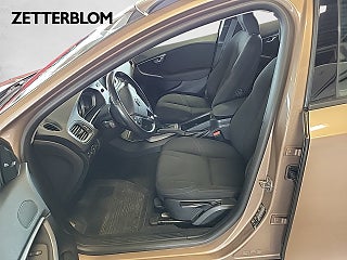 Halvkombi Volvo V40 Cross Country 7 av 13