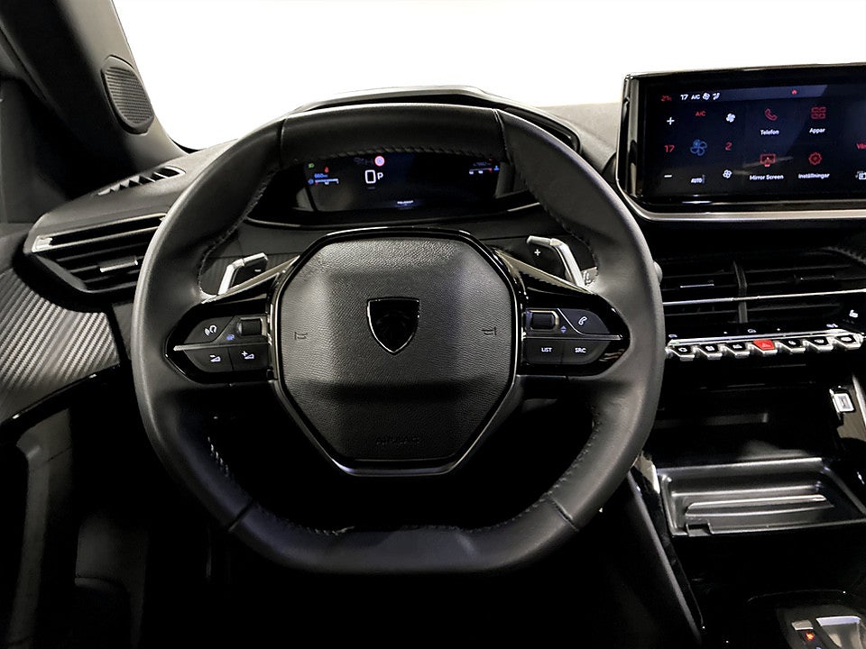 Bild på Peugeot 2008 Allure 1.2 PT 130hk B-KAMERA CARPLAY