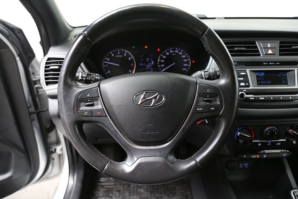 Hyundai i20 1,2 Move! 5D Bluetooth Dragkrok 2018