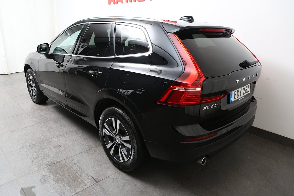 Volvo XC60 B4 Diesel 197hk Momentum Adv SE AWD VOC Drag 2021