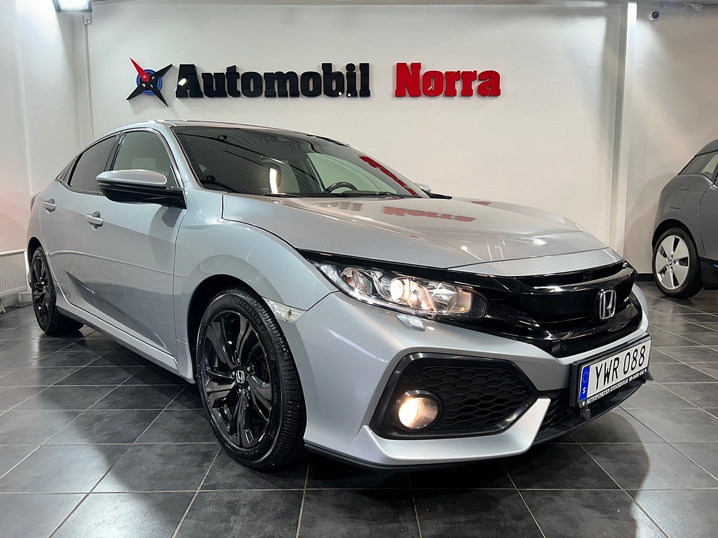 Honda Civic 5-dörrar 1.0 CVT Elegance B-Kam/Navi/M-värmare/Carplay