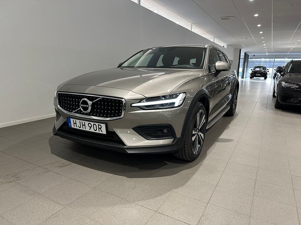 Volvo V60 Cross Country B4 AWD Diesel Adv SE