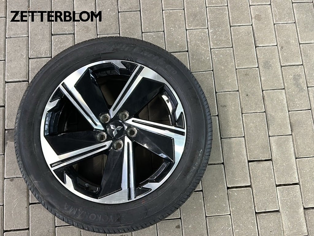 SUV Mitsubishi Eclipse 18 av 18