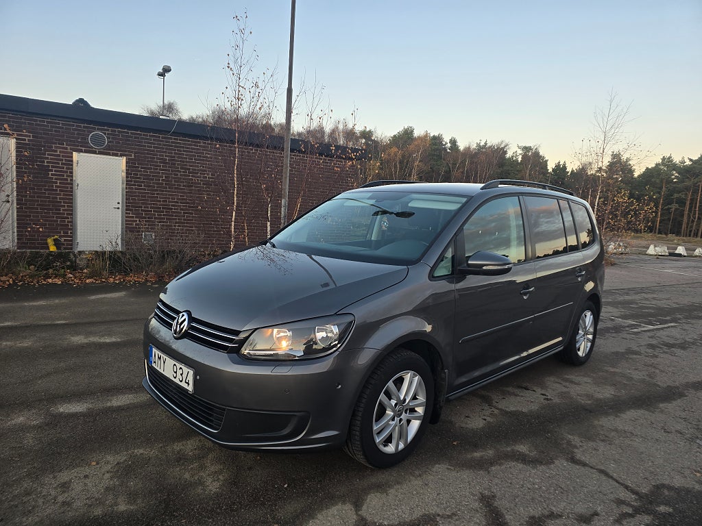 Volkswagen Touran 7-sits/1.6 TDI /Navi/ Drag/Ny serv 