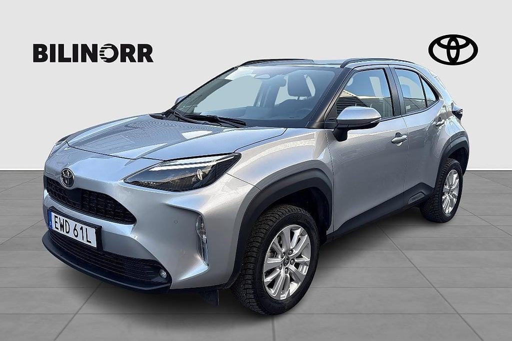 Toyota Yaris Cross 1,5 HYBRID 115 ACTIVE AWD-I SÄKERHETS