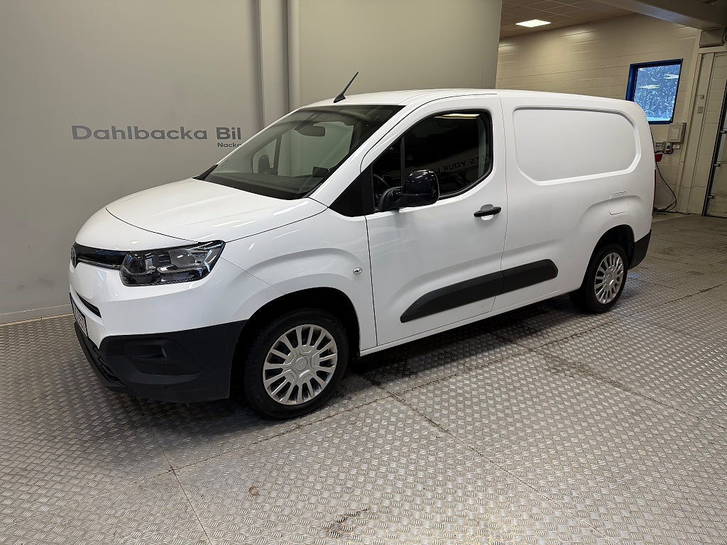 Toyota ProAce City 1.2 Turbo / LÅNG / MOMS