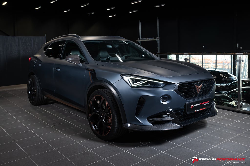 Cupra Formentor VZ5 4Drive 390hk CupBucketSeats|Beats®|Kolfiber|360°