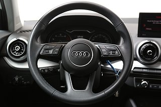 SUV Audi Q2 14 av 22