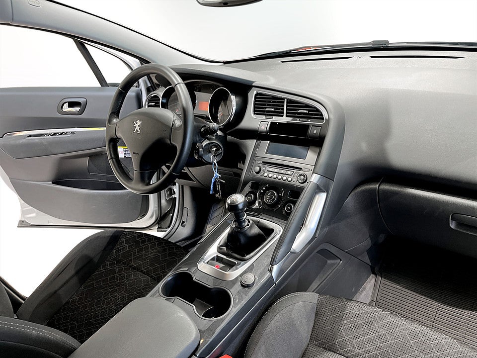 Bild på Peugeot 3008 ACTIVE 1,6 HDI |RÄNTA 3,99%|