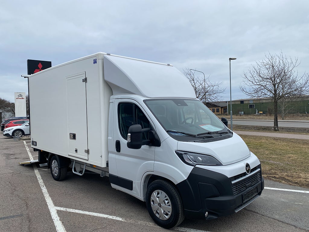Opel Movano Volymskåp Baklift L4 D180 AUT L4200 Heavy Duty