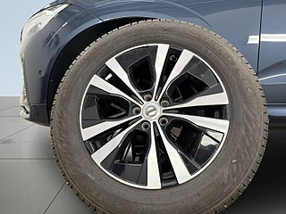 Volvo XC60 B4 Geartronic Plus Dark S&V/Drag/Harman/Kardon/360Kam – bild 14